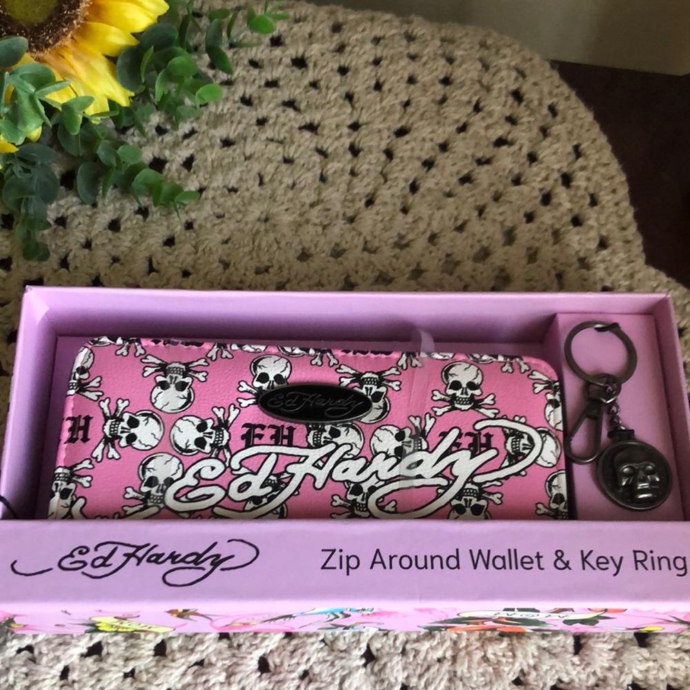 Ed Hardy Pink Zip-Around Wallet & Key Ring